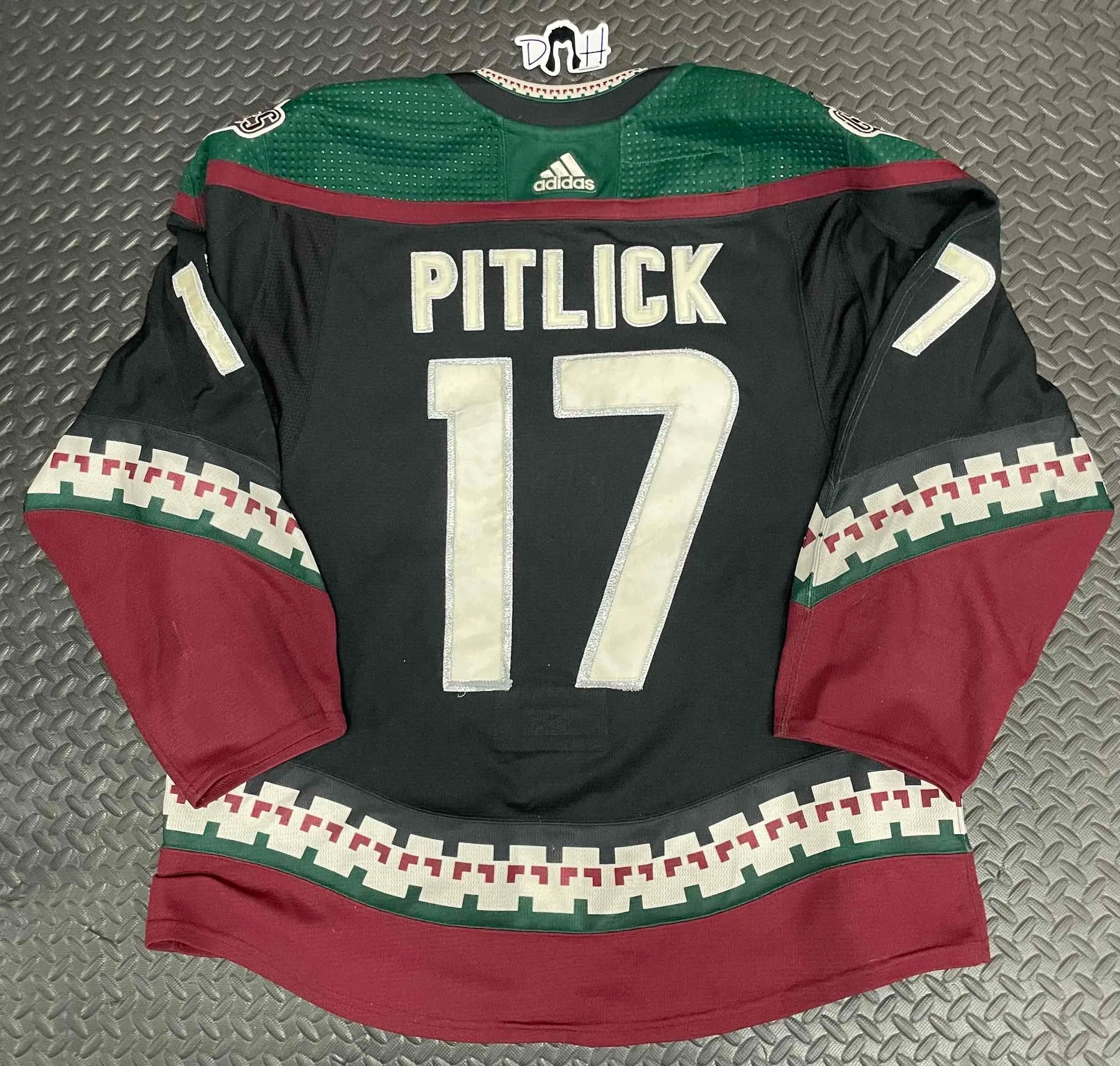 Tyler Pitlick Game Worn 2020/2021 Kachina 25th year patch