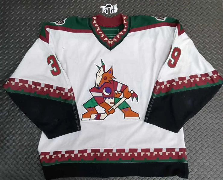 Travis Green 2000/2001 Game Worn White Kachina